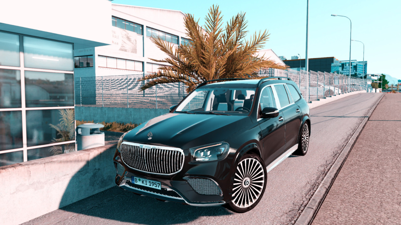 Mercedes-Benz GLS Maybach 2023